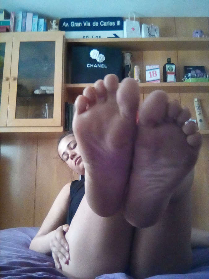 Lady Nala Feet
