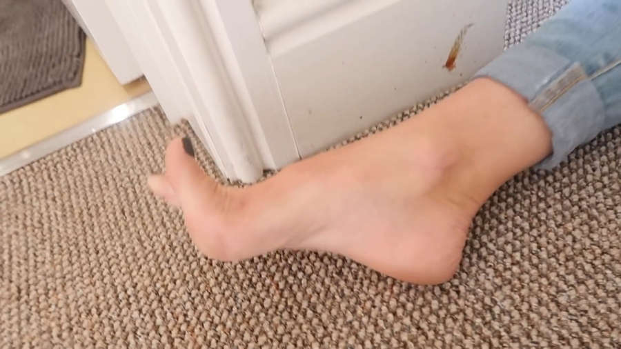 Gabrielle Taylor Feet