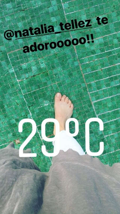 Andrea Legarreta Feet
