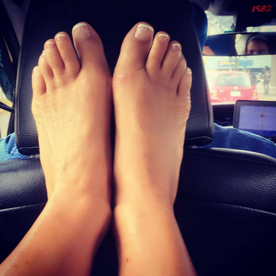 Gabrielle Anwar Feet. 