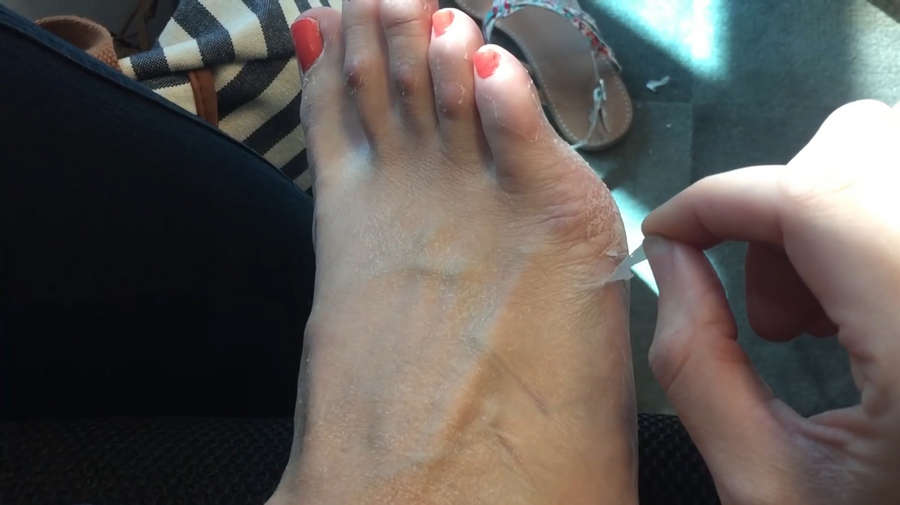 Erin Robinson Feet