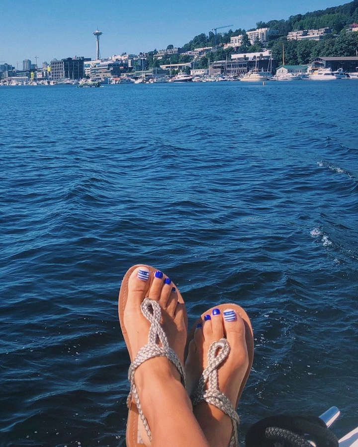 Taylor Nolan Feet