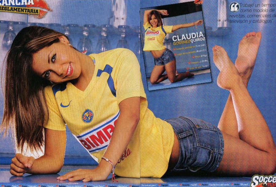 Claudia Godinez Feet