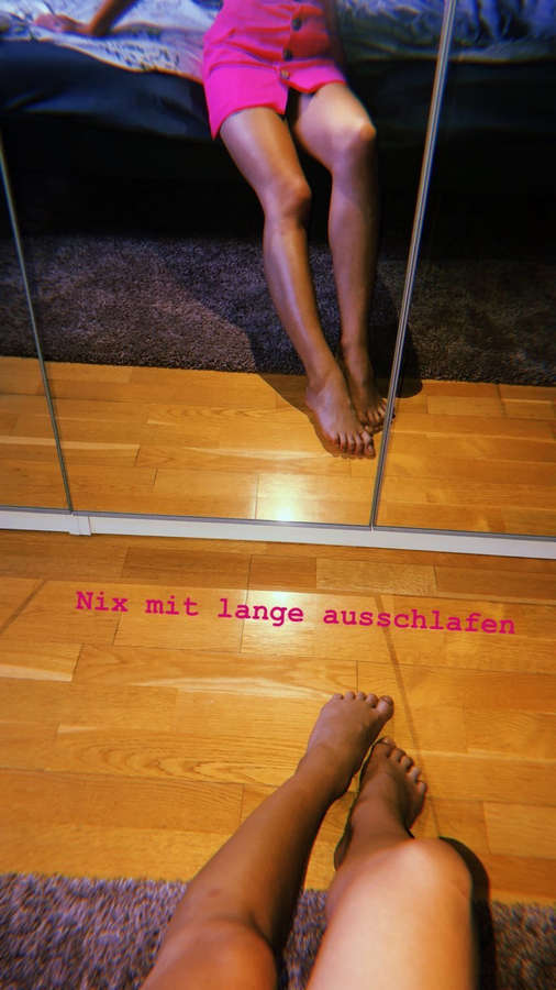 Lisa Marie Koroll Feet