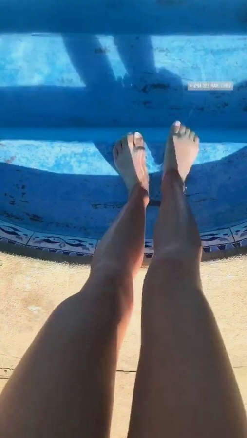 Camila Gallardo Feet