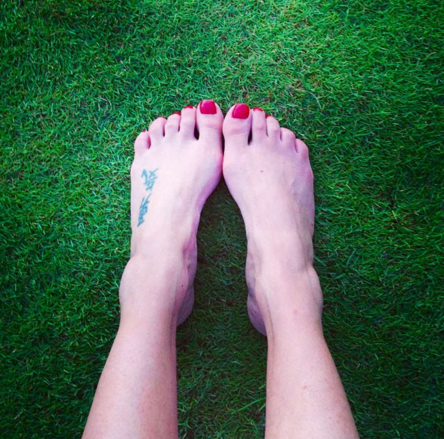 Natalie Imbruglia Feet