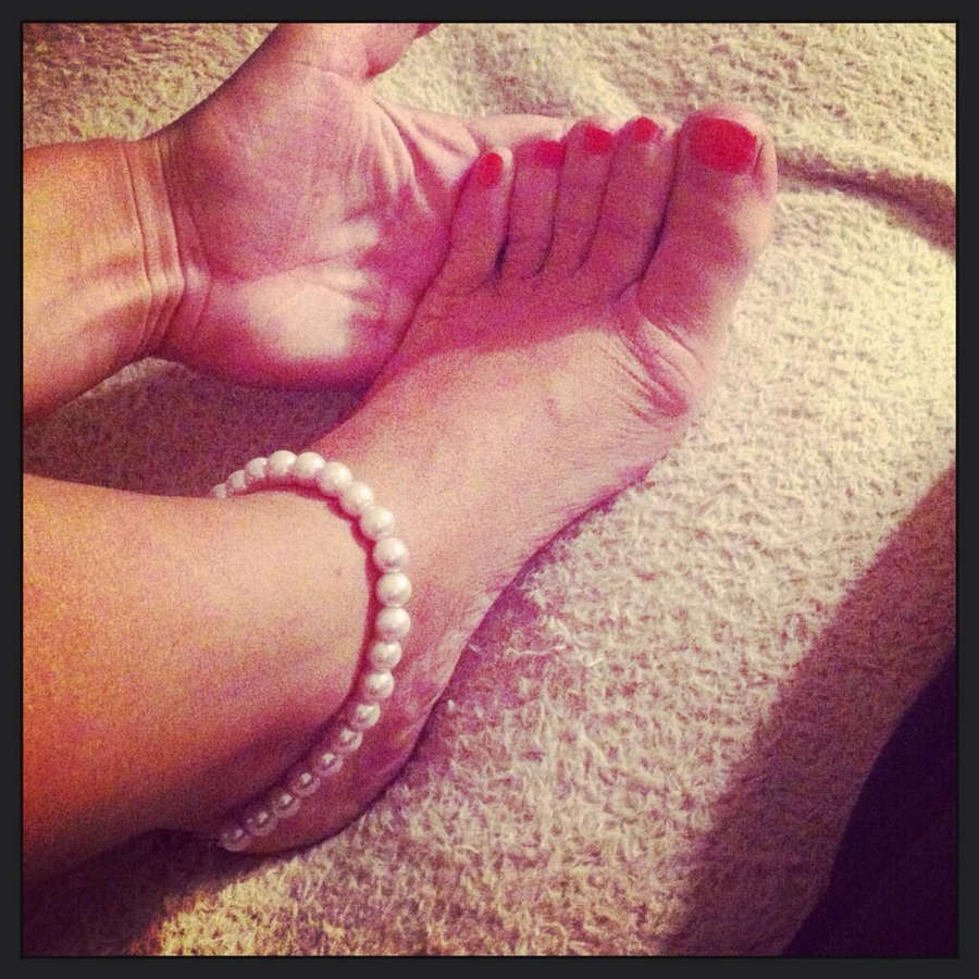 Bella Wilde Feet