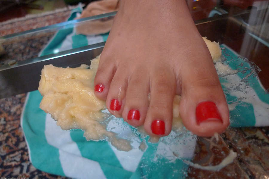 Solhey Rivera Feet