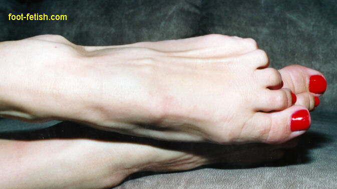 Julia Parton Feet