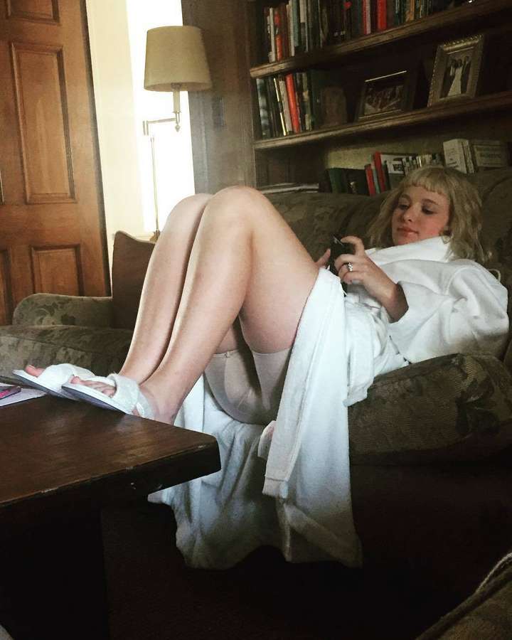 Olivia Norman Feet