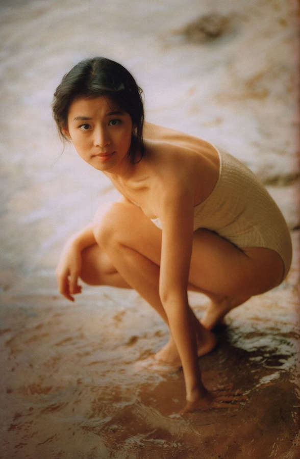 Yuriko Ishida Feet