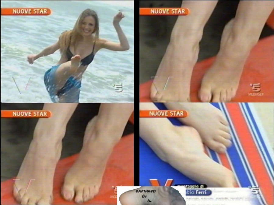 Eleonora Di Miele Feet