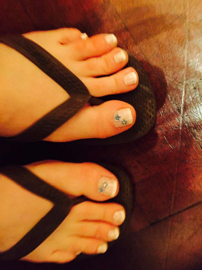 Carolina Papaleo Feet