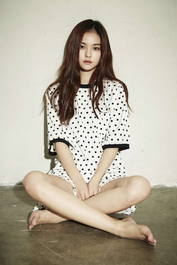 Kim Yoon Hye Feet