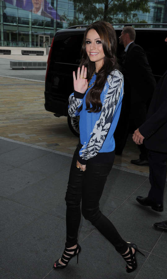 Cher Lloyd Feet