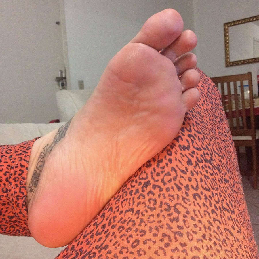 Rainha Feet
