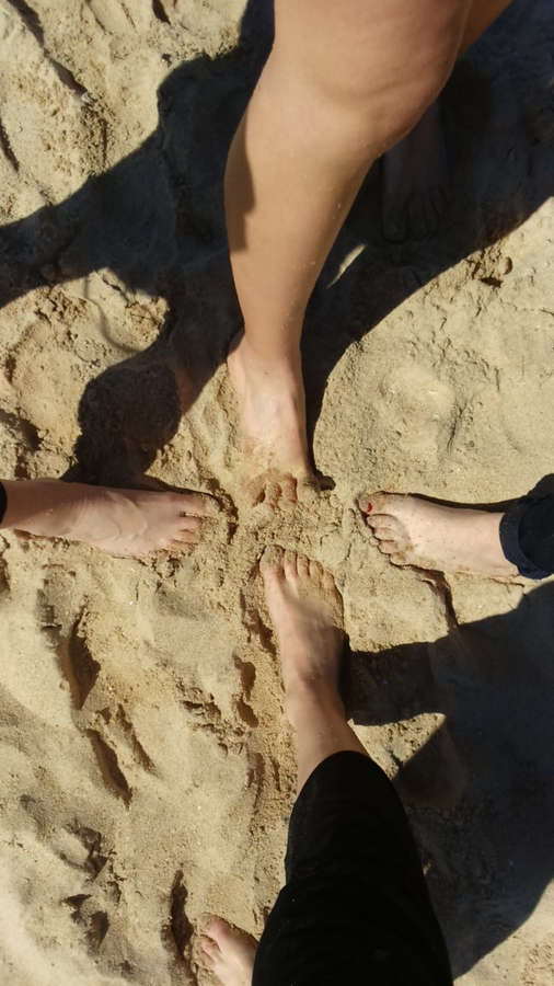 Noemi Ruiz Feet