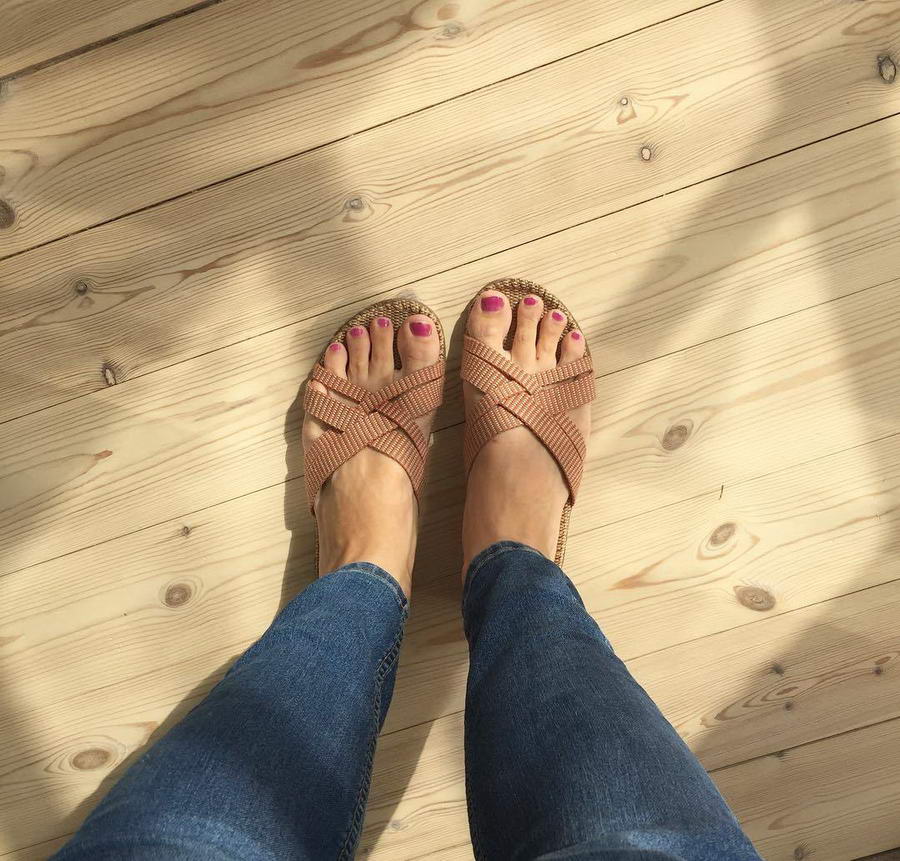 Sara Rostrup Feet
