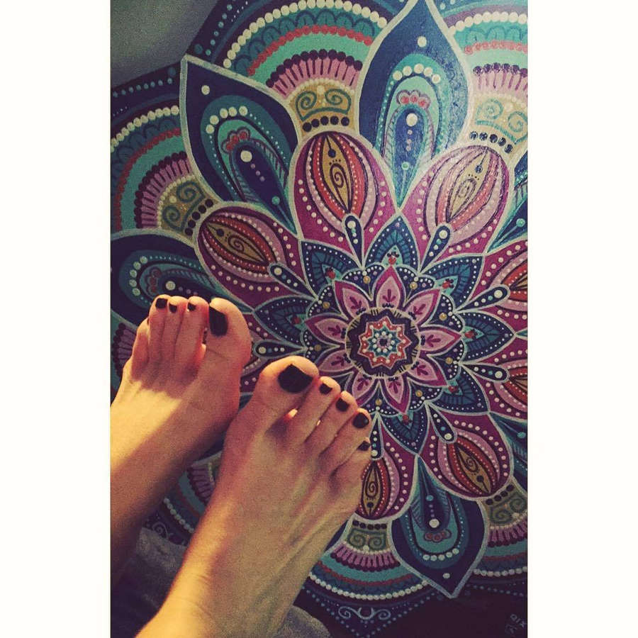 Camila Salazar Feet