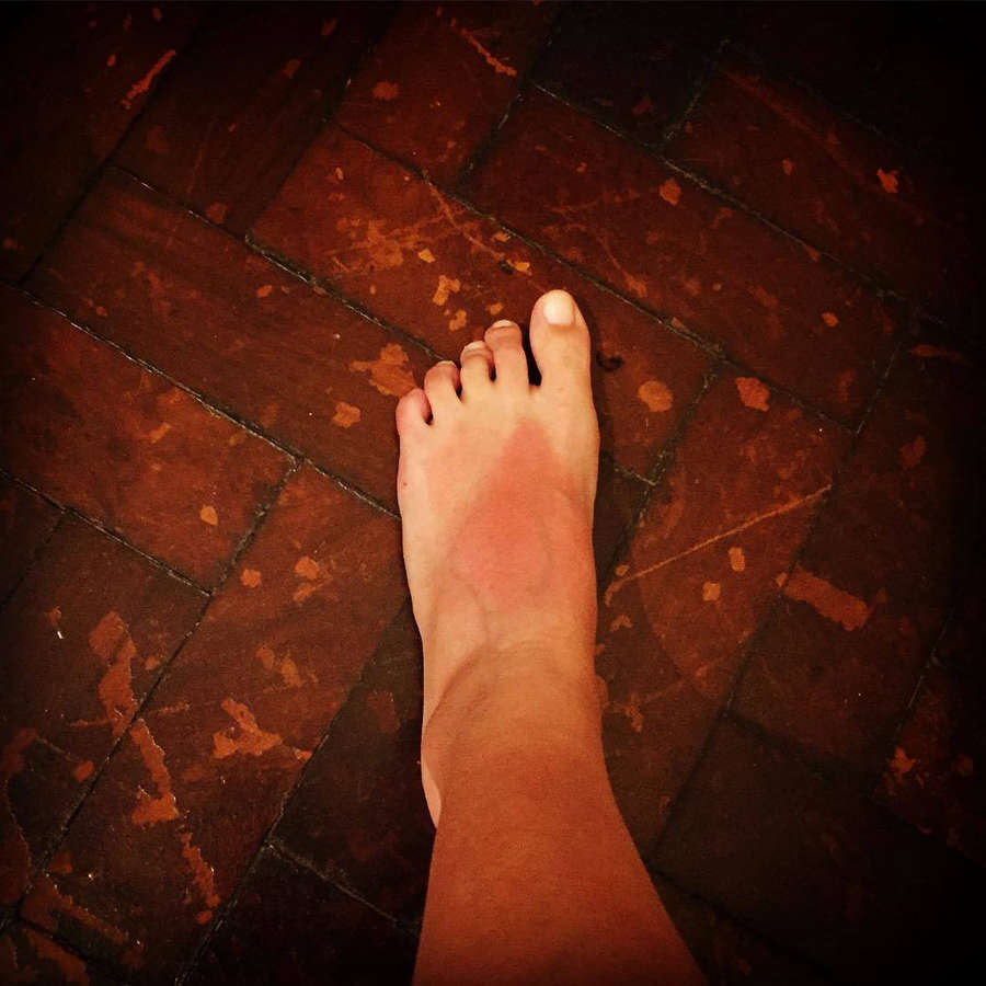 Julia Tolezano Feet