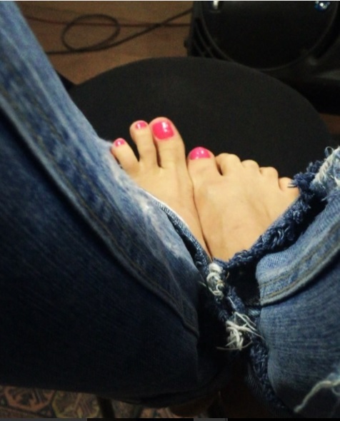 Alinne Rosa Feet