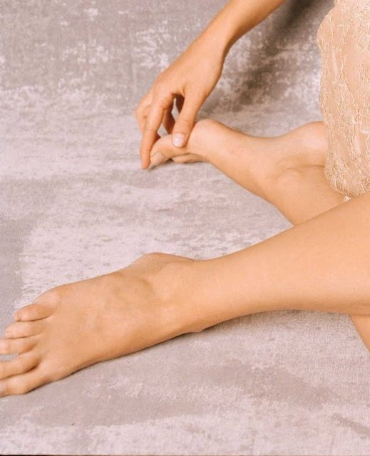 Elena Anaya Feet