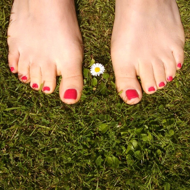 Ananda Troconis Feet
