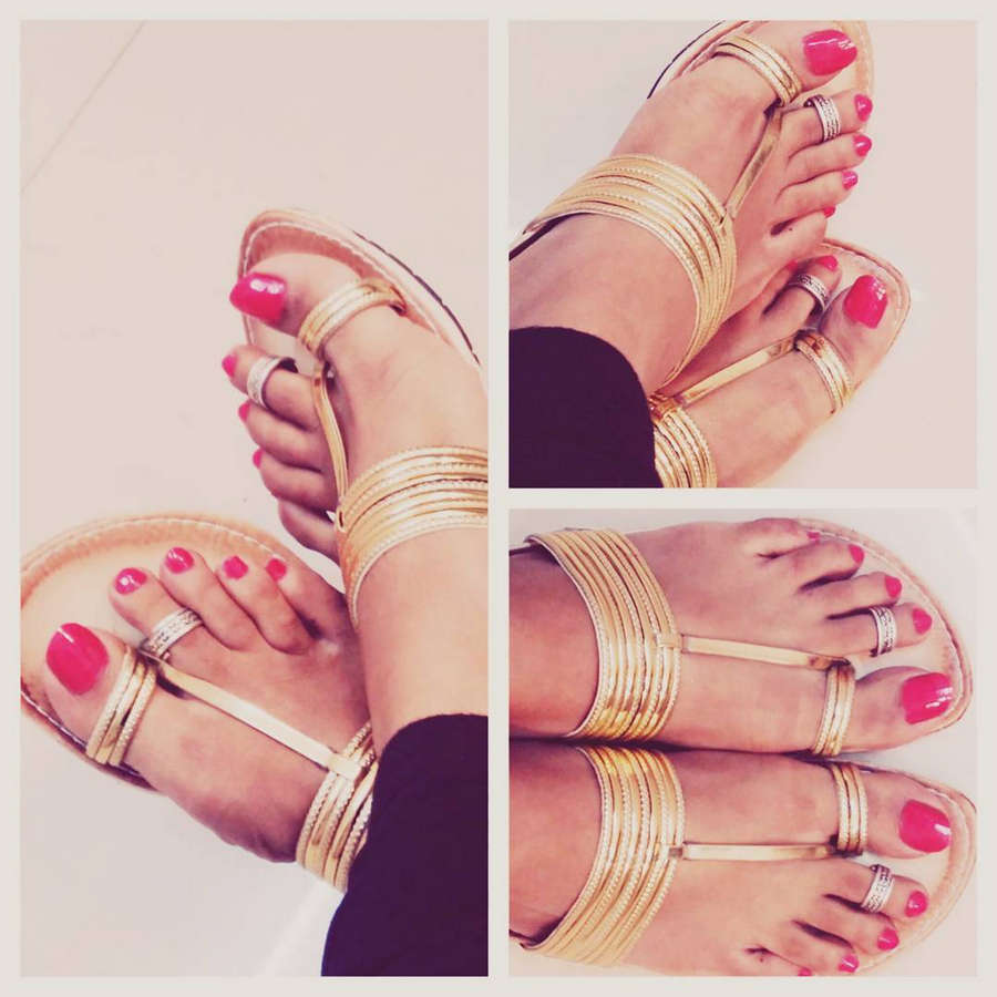 Shreya Bugde Feet