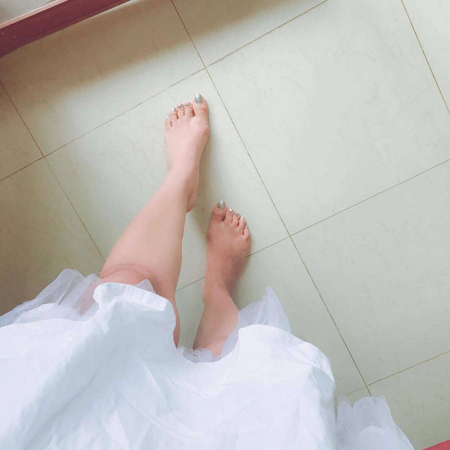 Ashima Narwal Feet