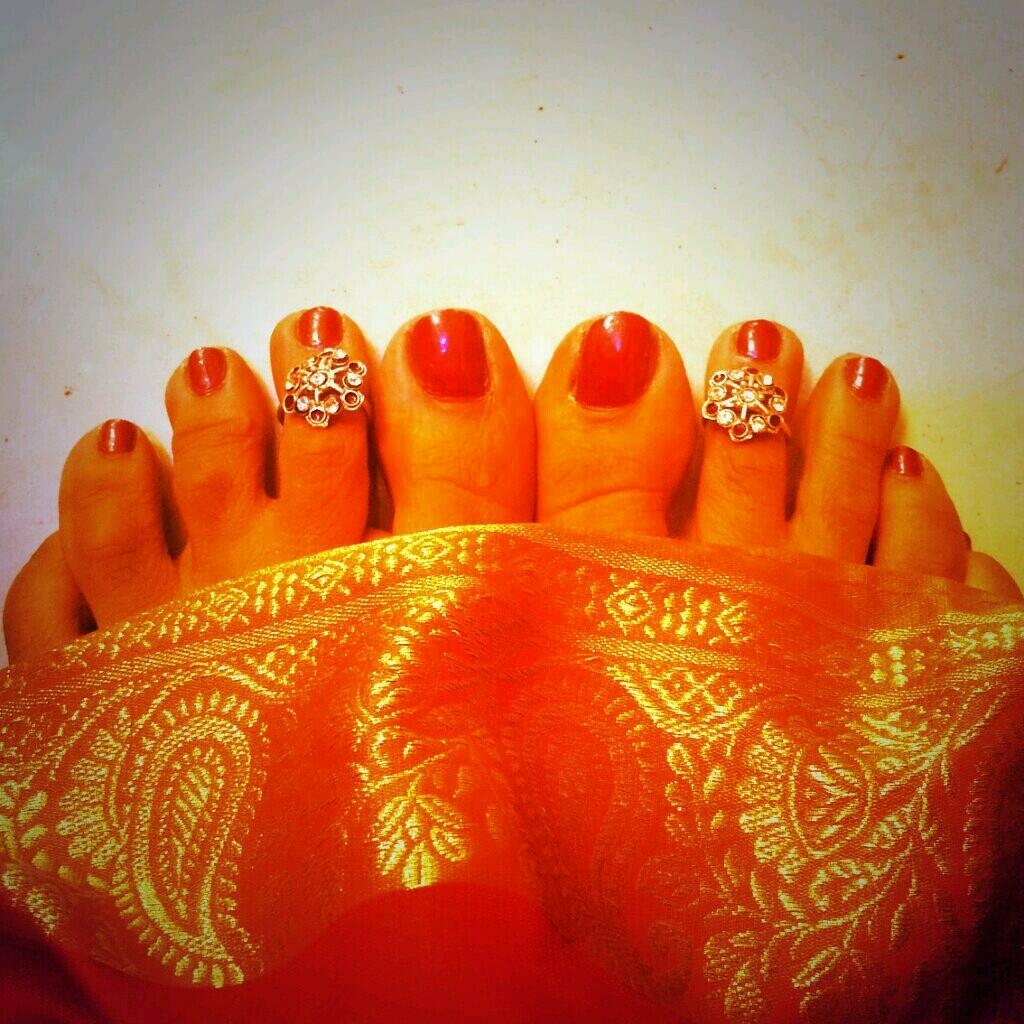 Divyanka Tripathi Feet