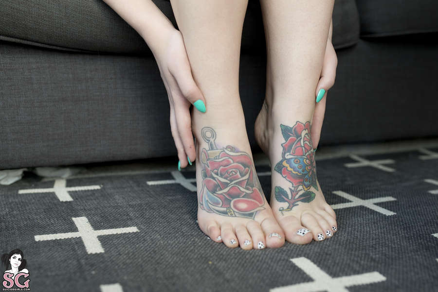 Mellisa Clarke Feet