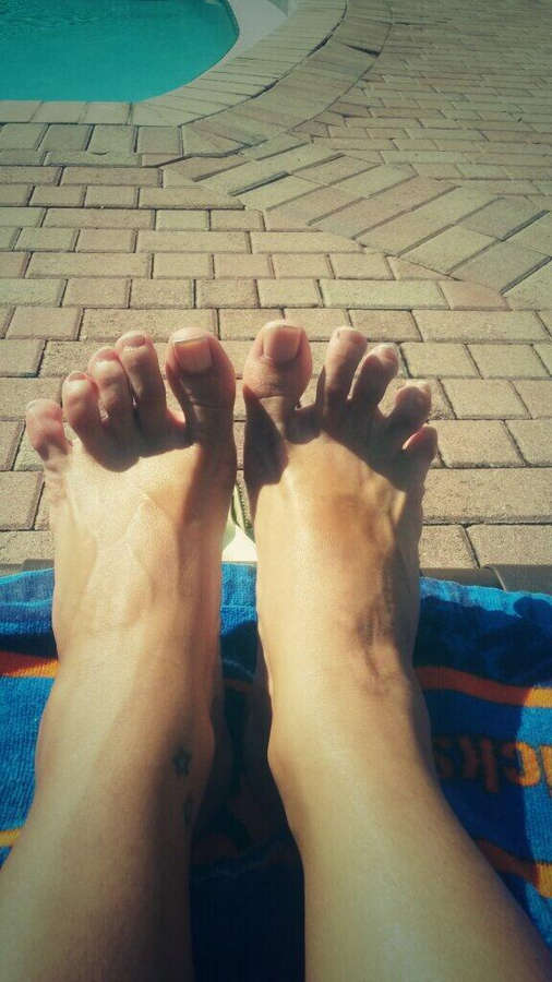Sahrye K C Feet