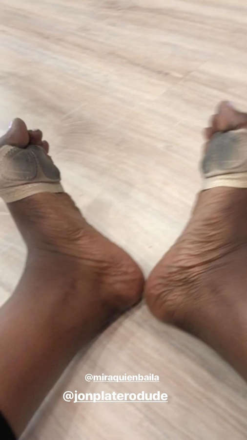 Amara La Negra Feet