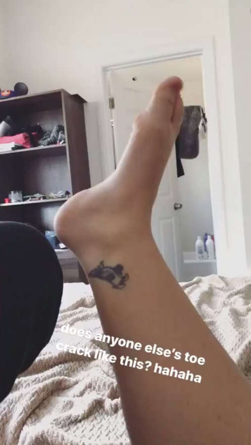 Alona Forsythe Feet