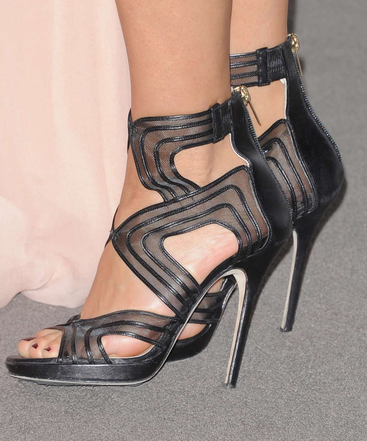 Rashida Jones Feet