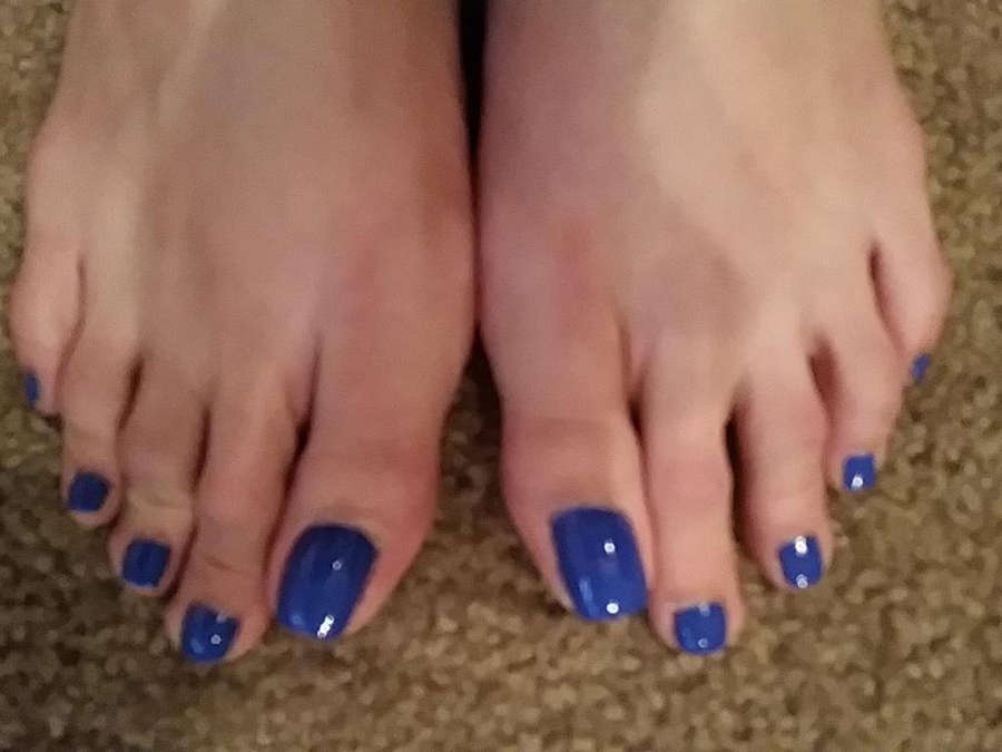 Violet Skye Feet