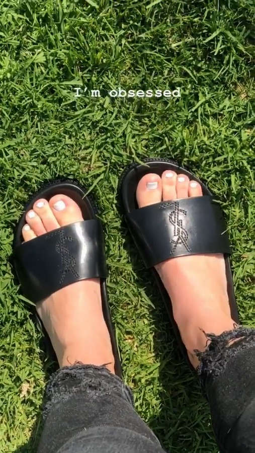 Dakota Michael Feet