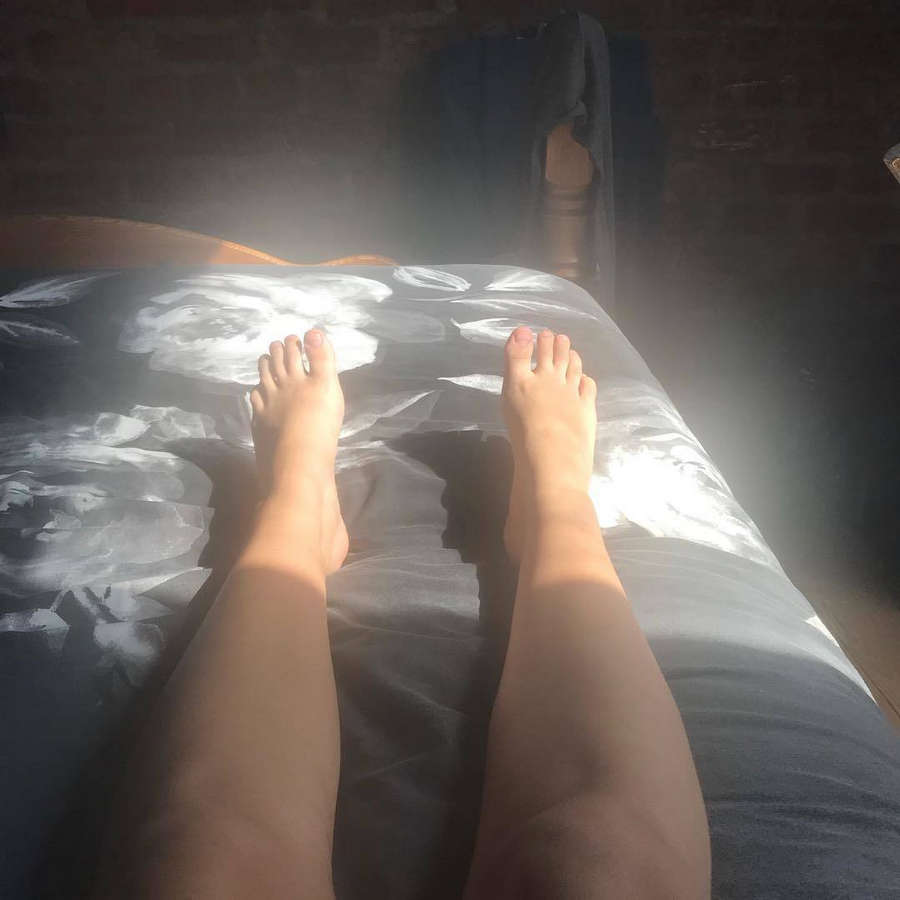 Lora Moss Feet