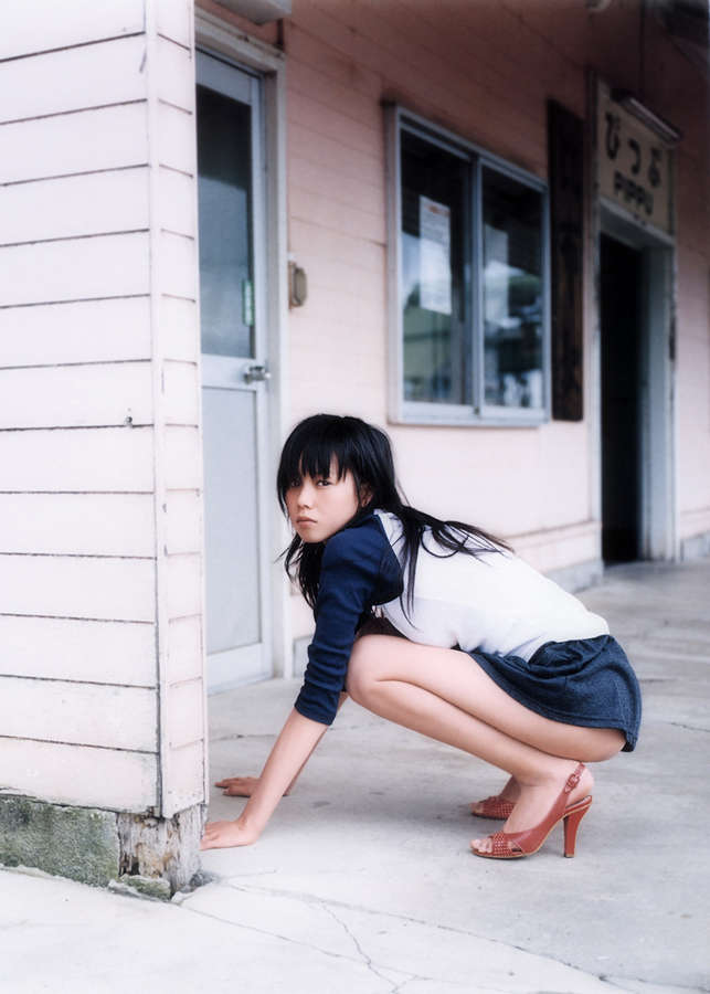 Emi Hasegawa Feet