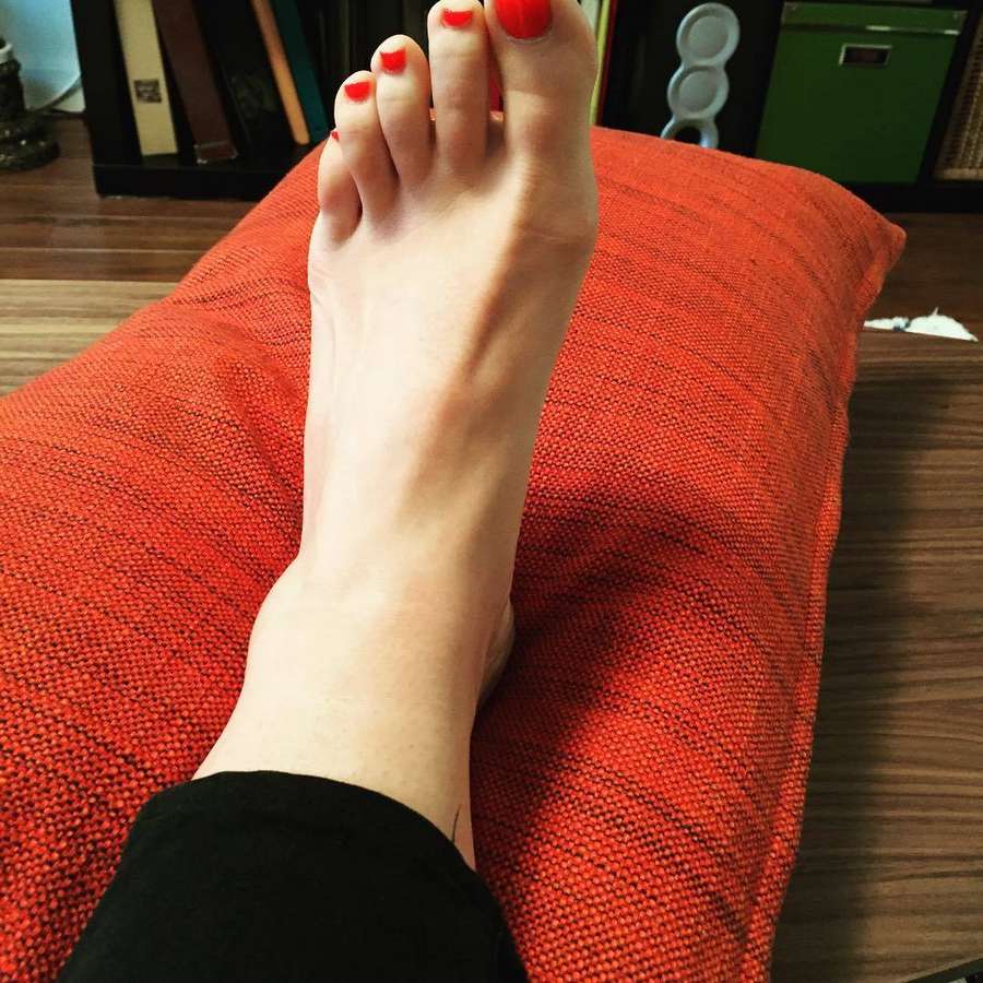 Briana Buckmaster Feet