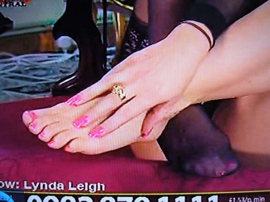 Linda Leigh Feet