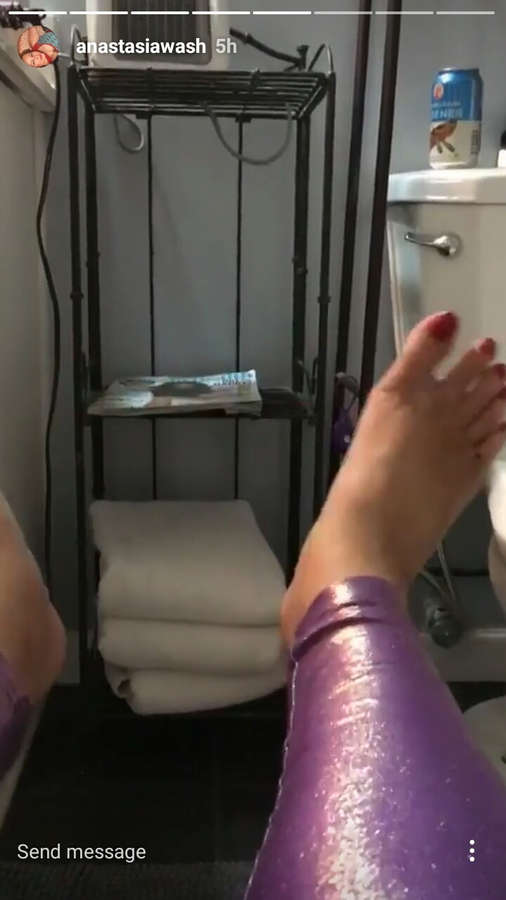 Anastasia Washington Feet