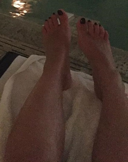 Florencia Tesouro Feet
