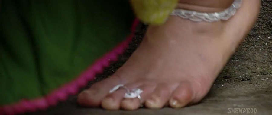 Vidya Balan Feet