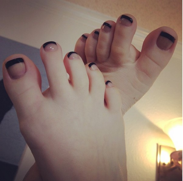 Mina Thorne Feet