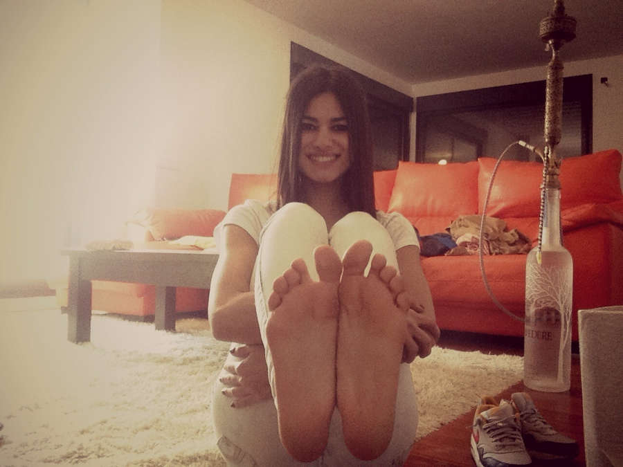 Carla Belver Feet