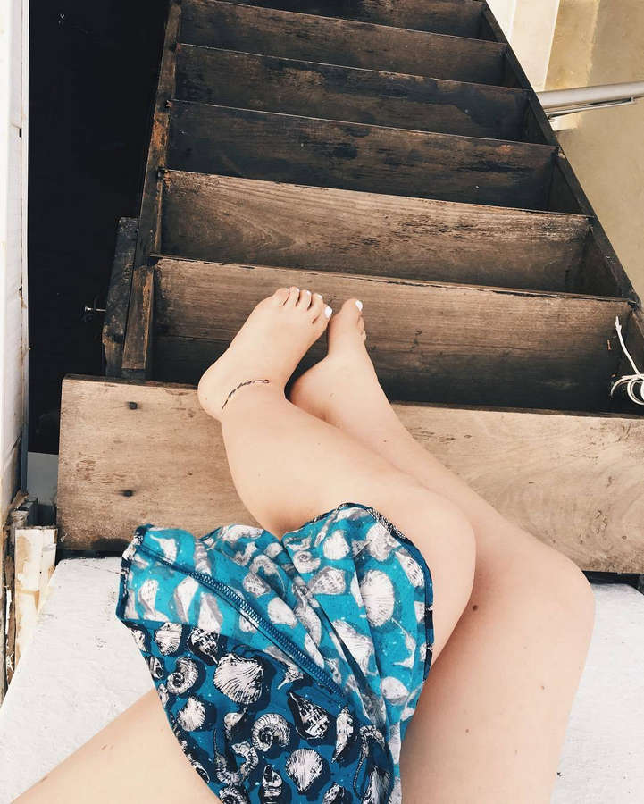 Flavia Charallo Feet