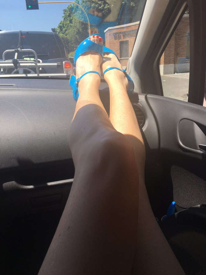 Stefania Orlando Feet