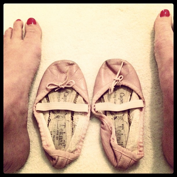 Sarah Jane Morris Feet
