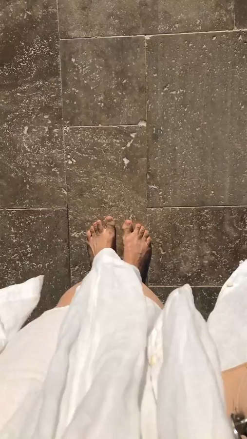 Darya Charusha Feet